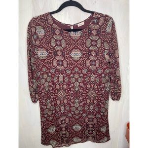 Hollister burgundy patterned dress
